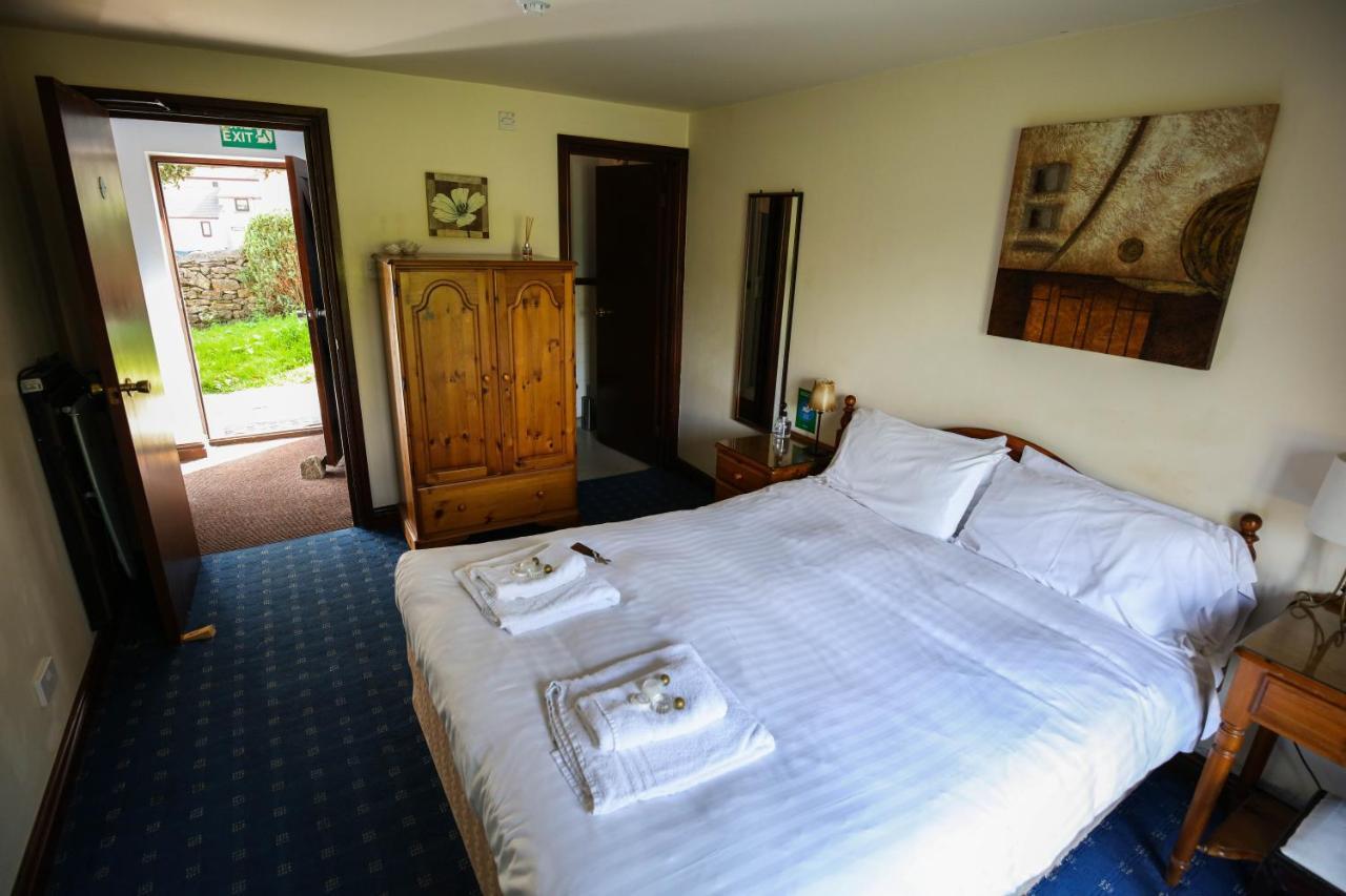Oyo Ye Olde Bowling Green Inn (Adults Only) Bradwell  Luaran gambar