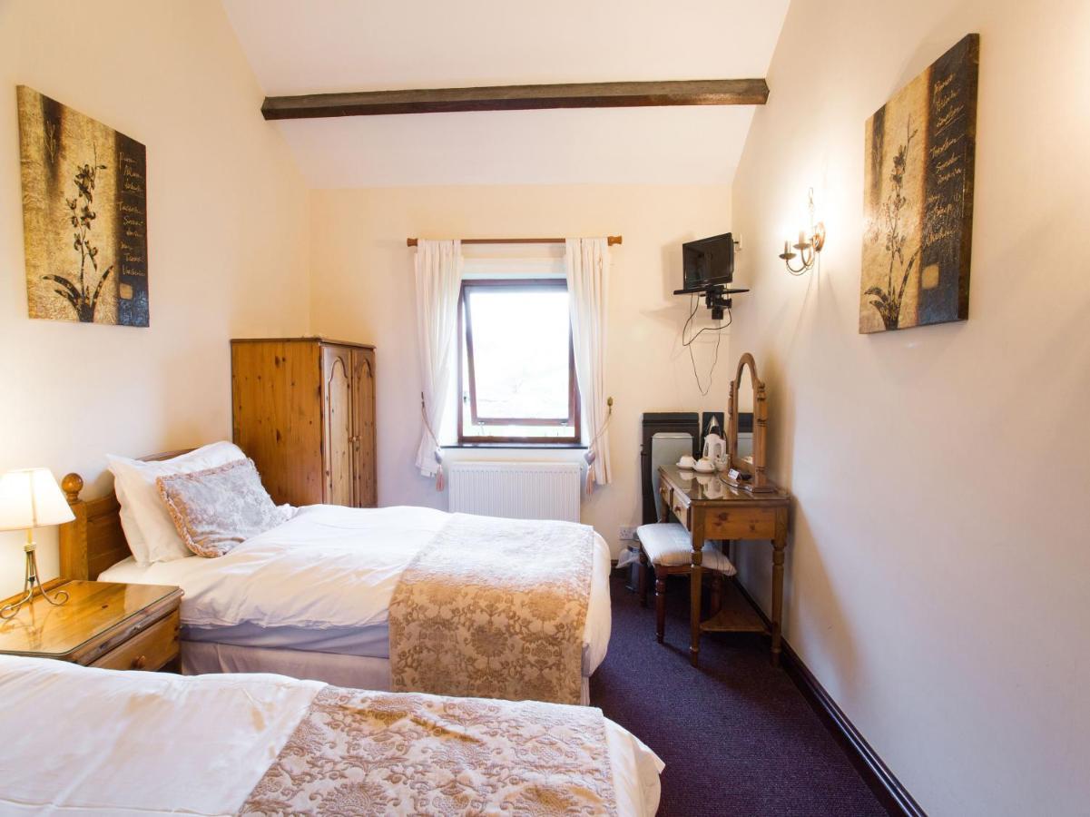 Oyo Ye Olde Bowling Green Inn (Adults Only) Bradwell  Luaran gambar